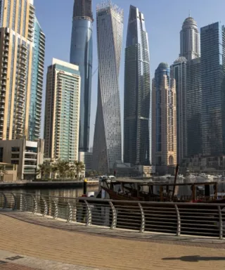 Dubai Apartment Prices Jump Most in a Decade as Home Boom Widens - Bloomberg